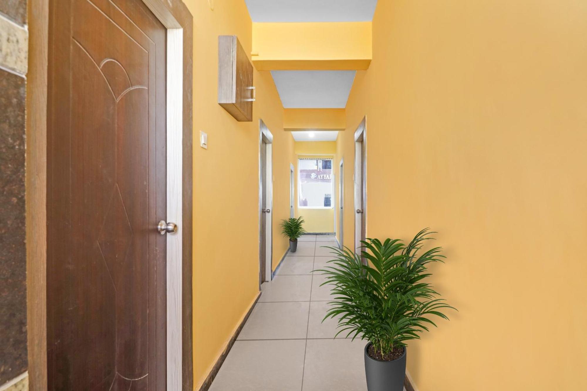 Hotel O Gs International Near Anu Wine Shop Shamshabad Exterior photo